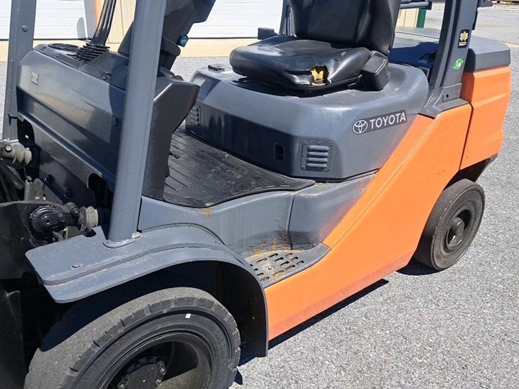 2020-toyota-8fgu25-image-20