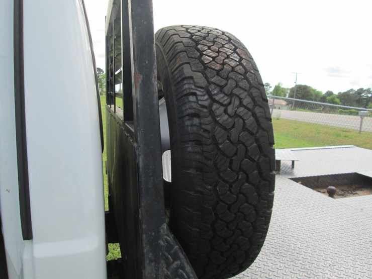 2006-ford-f350-image-17