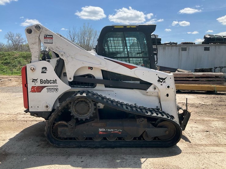 2021-bobcat-t870-image-6