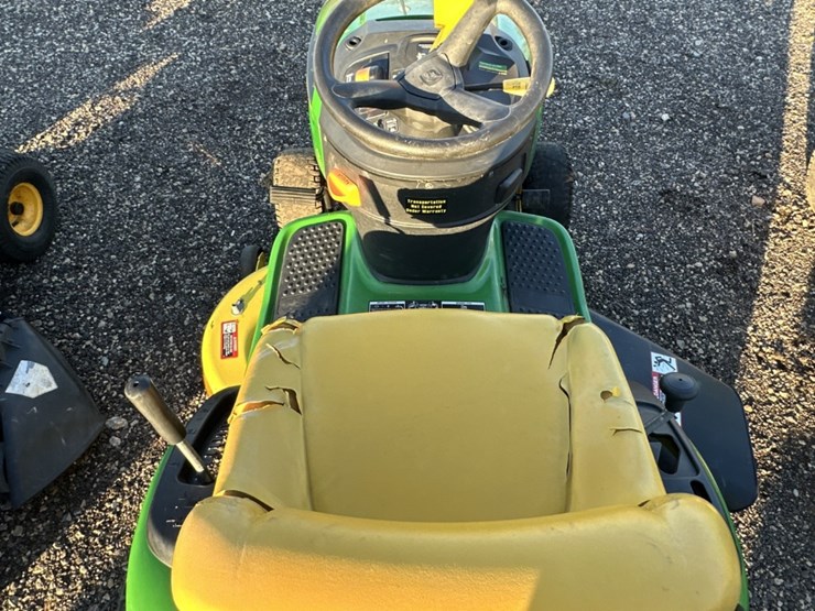 2014-john-deere-d105-image-7