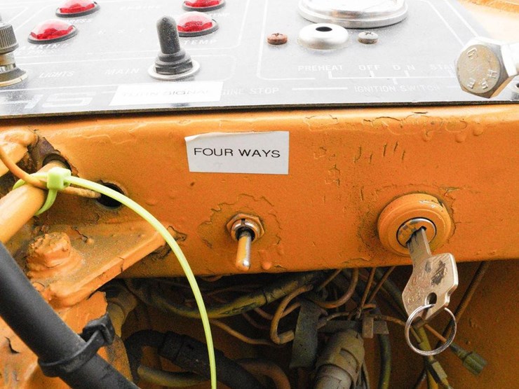 1987-tcm-810a-image-12