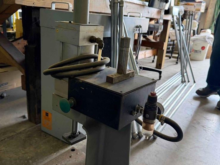 air-press-image-2