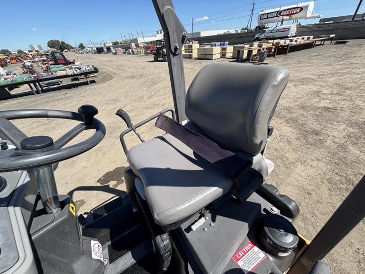 2018-volvo-dd25b-image-19