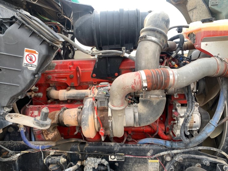 2010-kenworth-t660-image-9