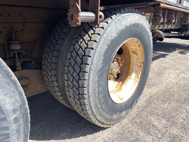 1996-cummins-m11-image-81