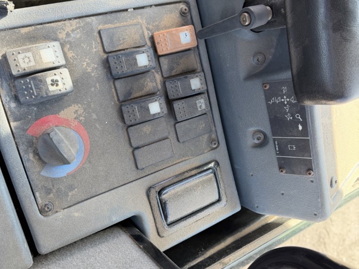 2007-caterpillar-928g-image-15