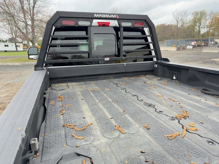 2019-ford-f350-image-17