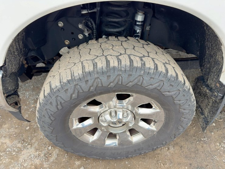 2019-ford-f350-image-15