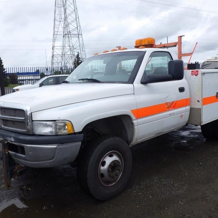 2001 DODGE RAM 3500