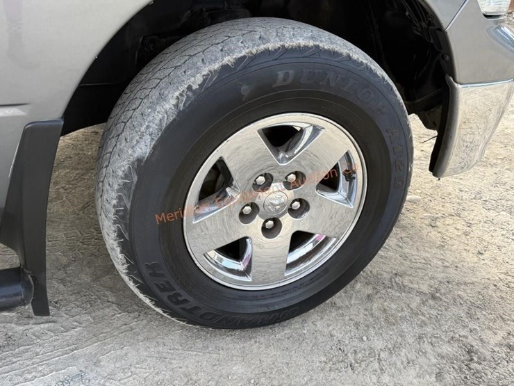 2011-dodge-1500-image-12