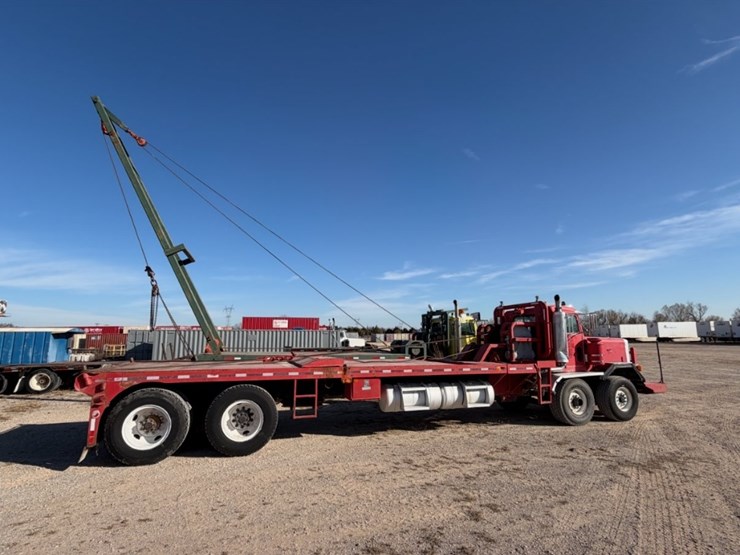 2002-peterbilt-357-image-2