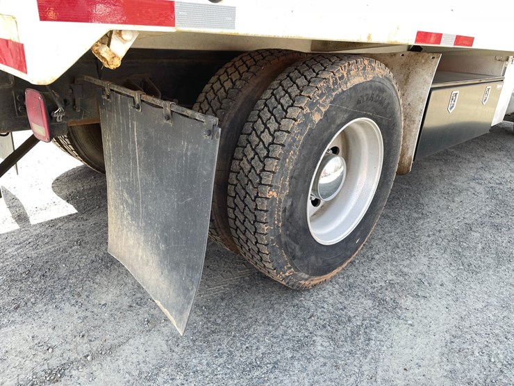 2010-international-4300-sba-image-40