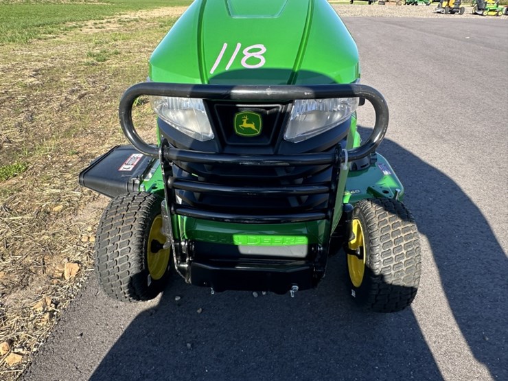 2024-john-deere-x570-image-6