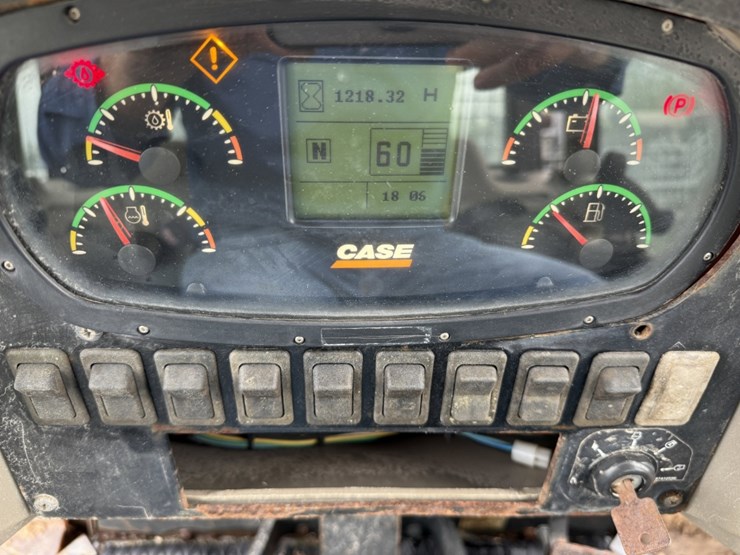 2007-case-1150k-image-14