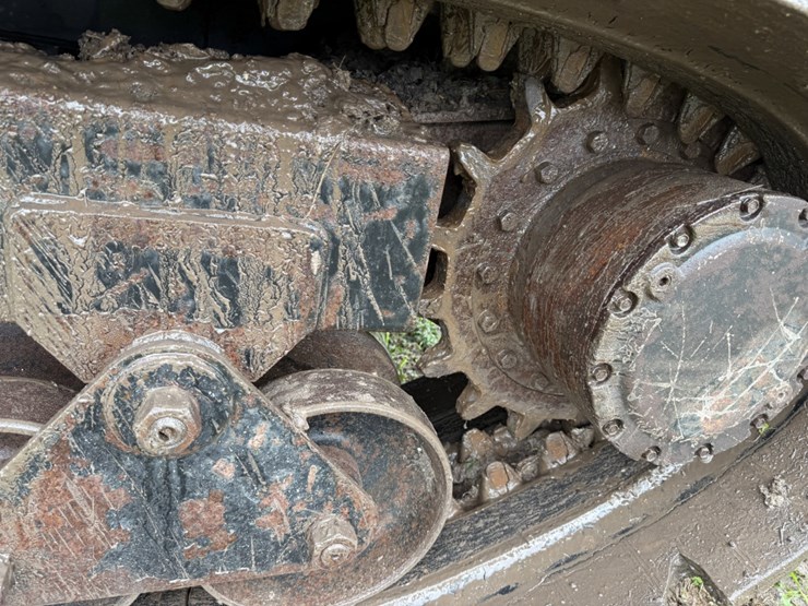 2012-caterpillar-c4.4-image-17