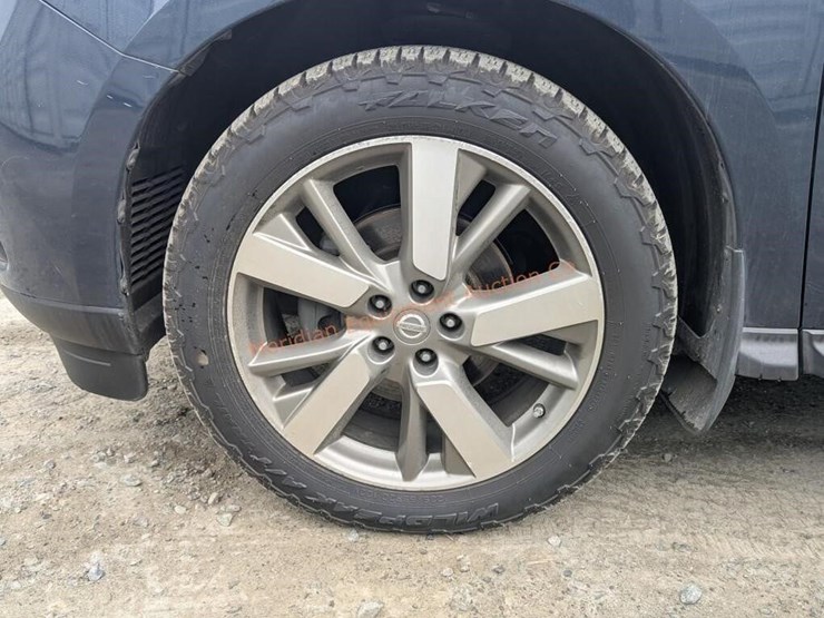 2014-nissan-pathfinder-image-16