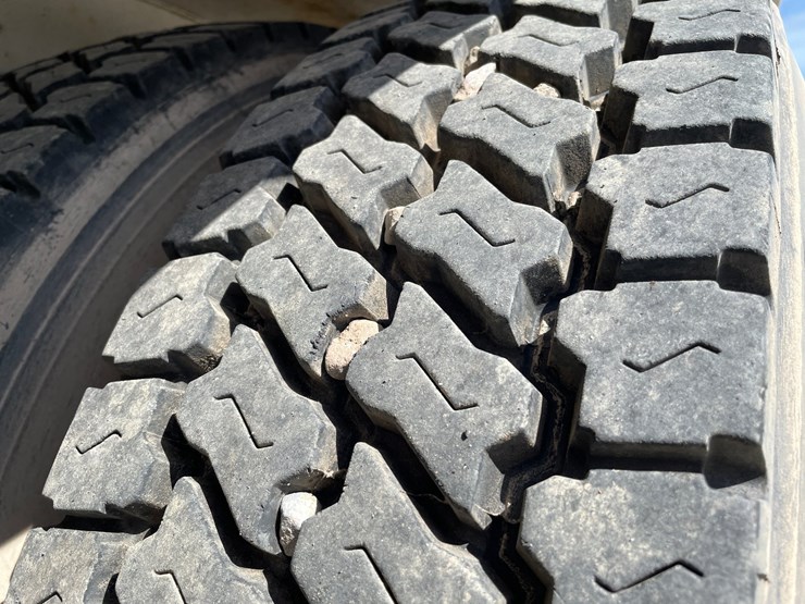 2010-international-4300-sba-image-29