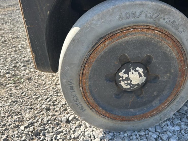 2020-hyster-s50ft-image-38