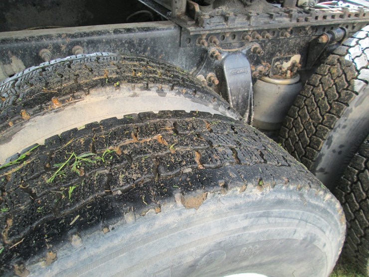 2007-sterling-at9500-image-10