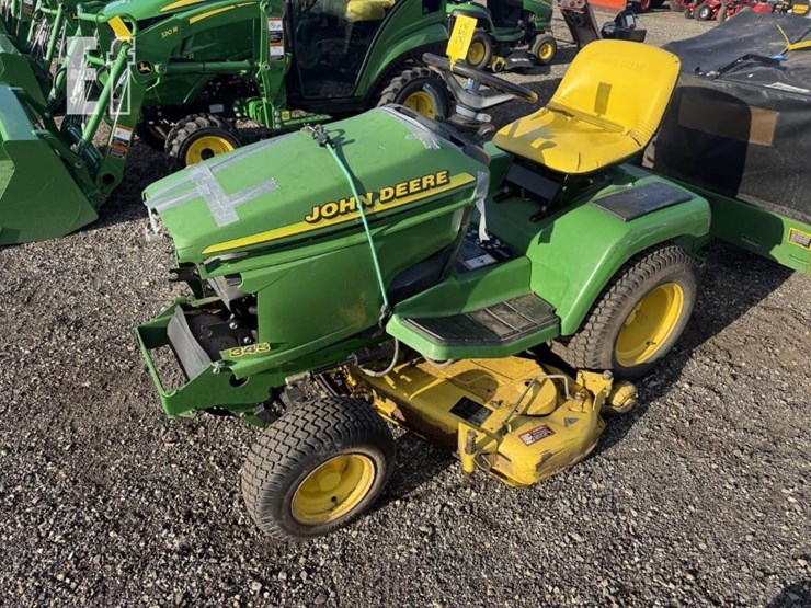 john-deere-345-image-1