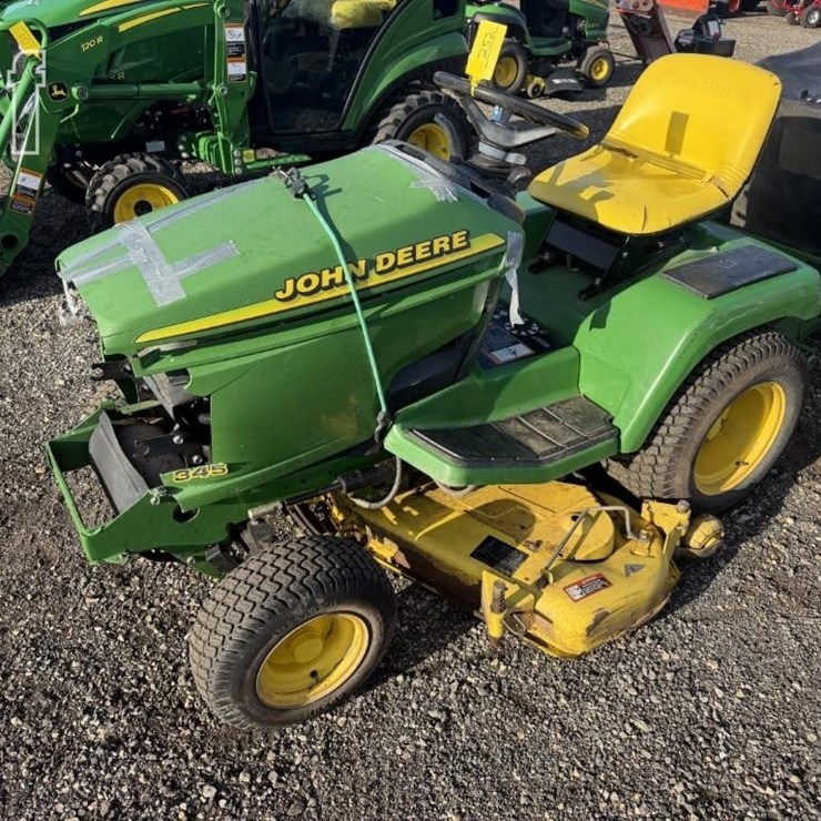 JOHN DEERE 345