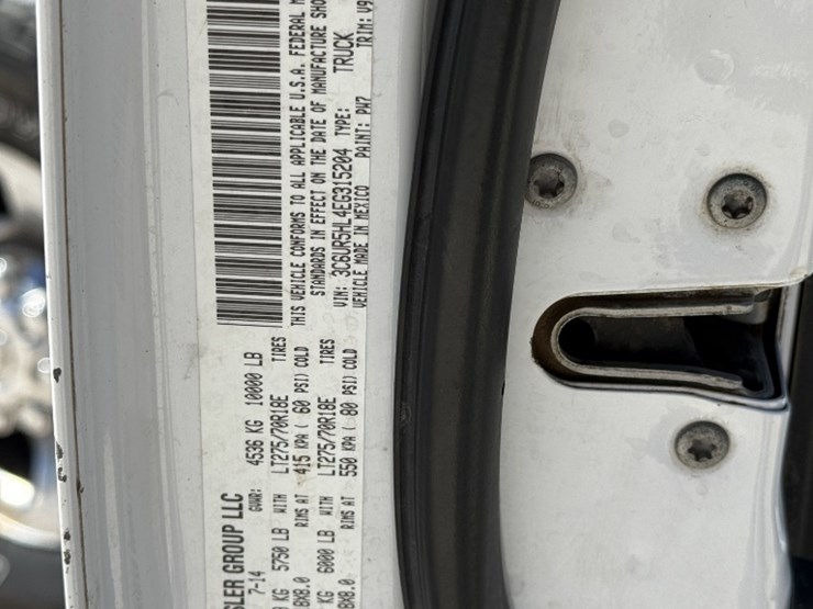 2014-ram-2500-tradesman-image-20