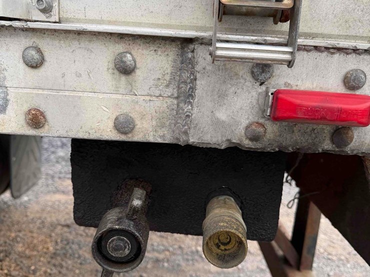 1997-dorsey-walking-floor-image-16