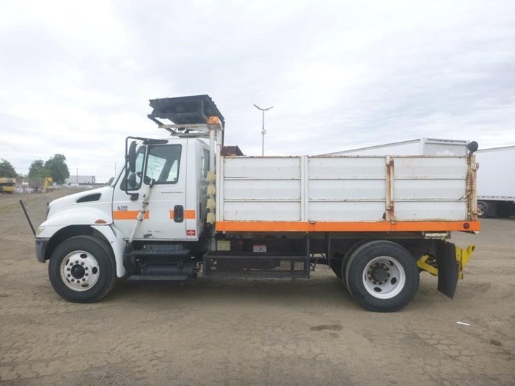 2006-international-durastar-4300-image-5