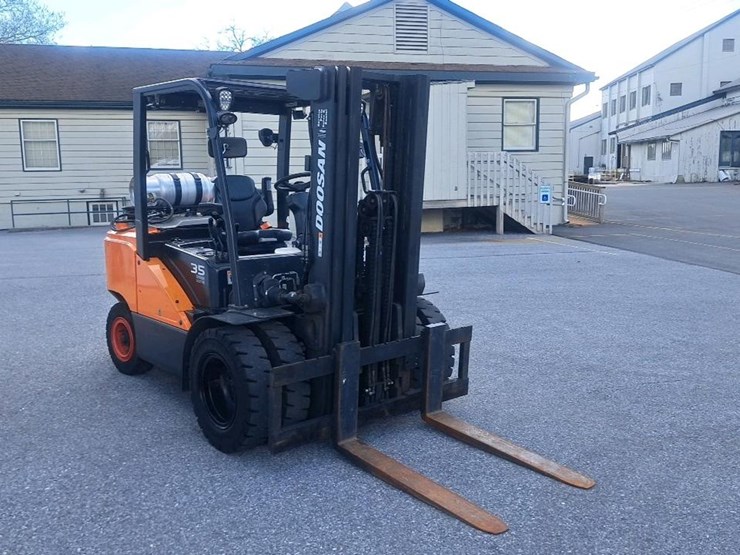 #110-•-2022-doosan-g35s-7-forklift-image-7
