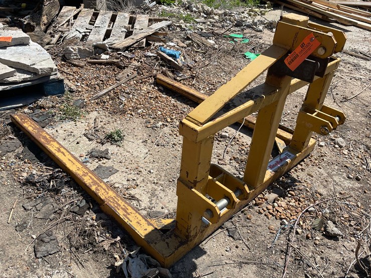 #7398-•-king-cutter-ii-bale-mover-image-3