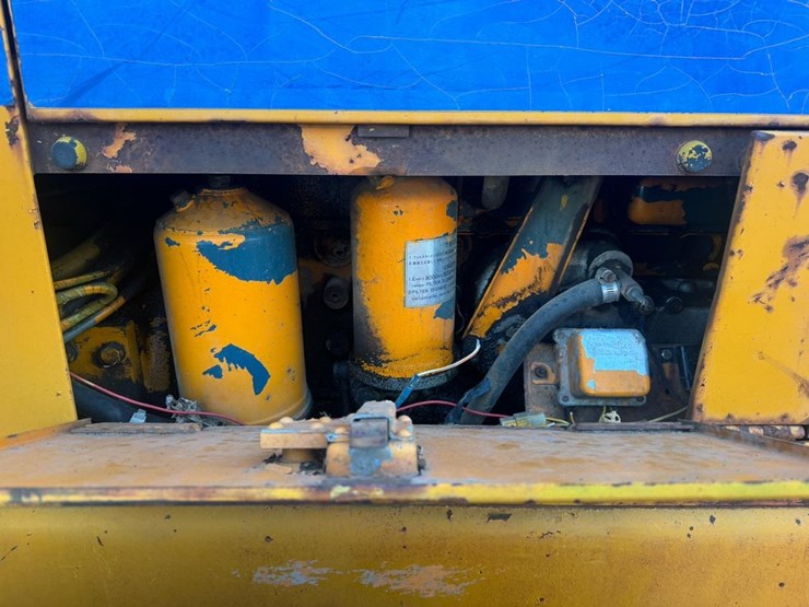 #122-•-1987-kobelco-lk600-wheel-loader-image-35