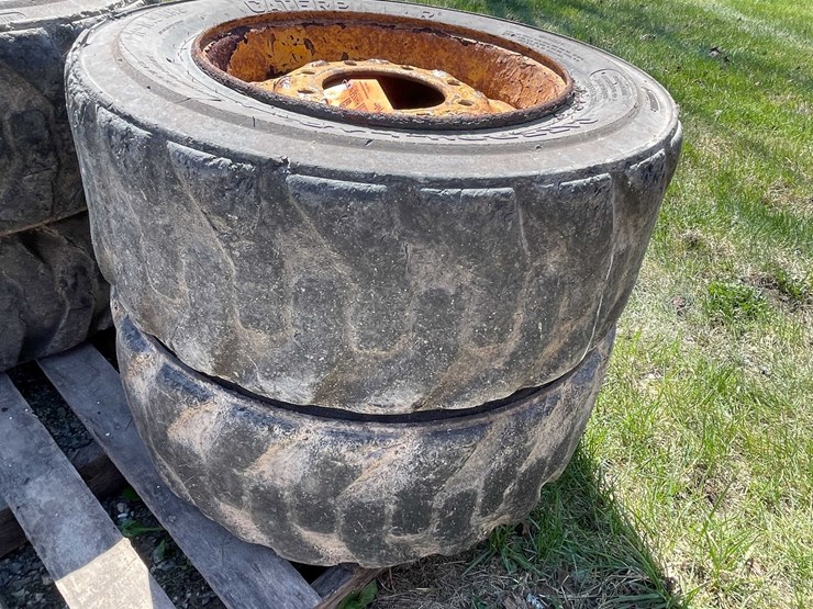 #7457-•-cat-tires-and-rims-image-2