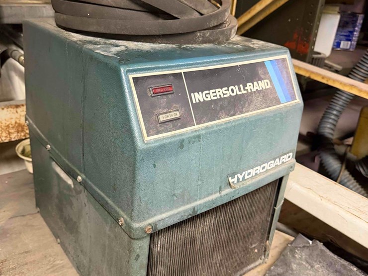 ingersoll-rand-15-hp-compressor-image-13