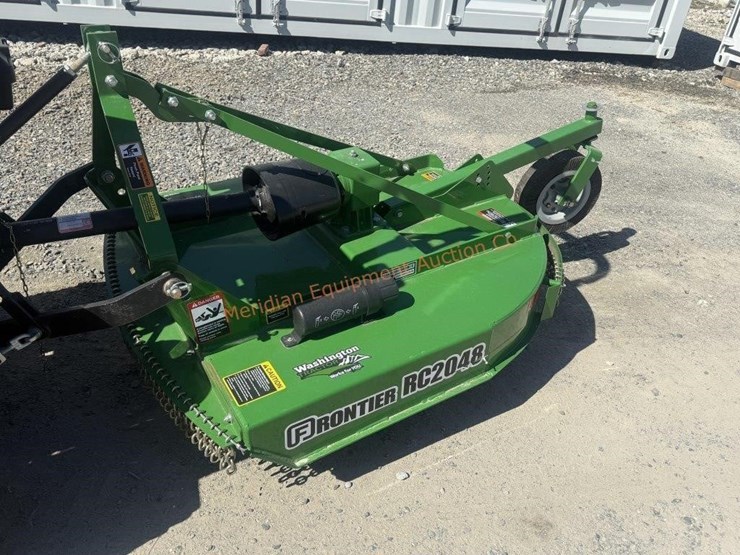 john-deere-1025r-image-22