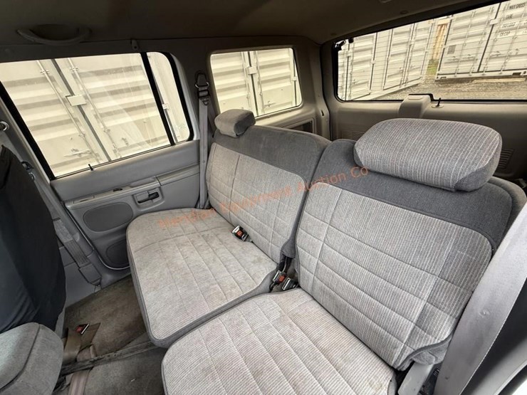 1995-ford-explorer-xlt-image-26