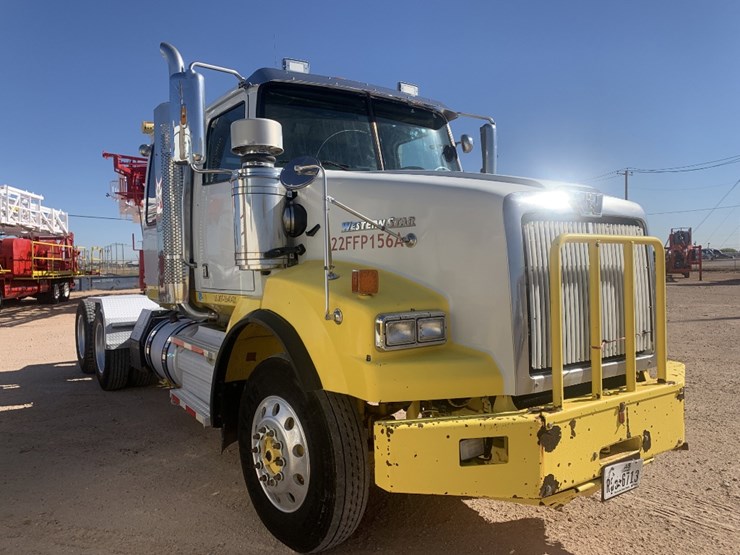 2012-western-star-4900-image-7