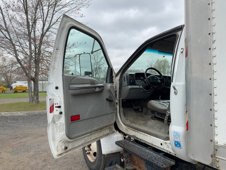 2005-ford-f650xl-image-15