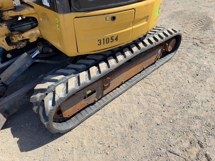 2014-caterpillar-303e-cr-image-24