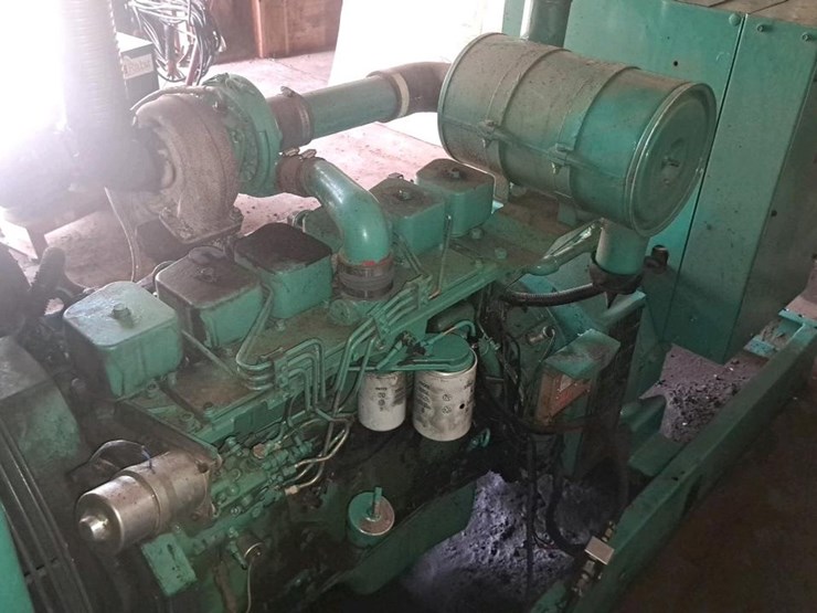 #154-•-1996-onan-cummins-genset-image-8