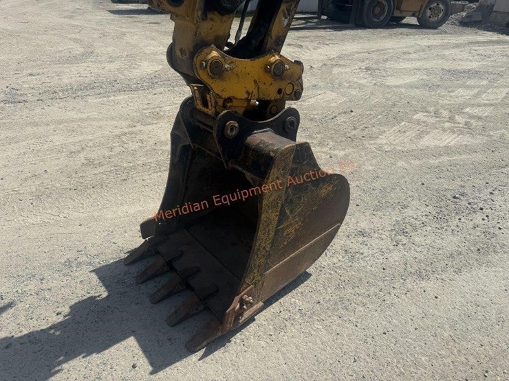 caterpillar-305e2-image-30