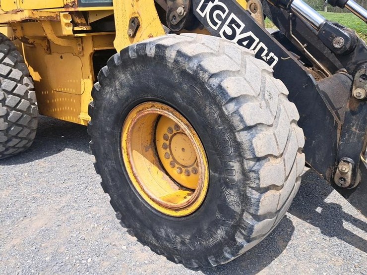 2002-deere-tc54h-image-35