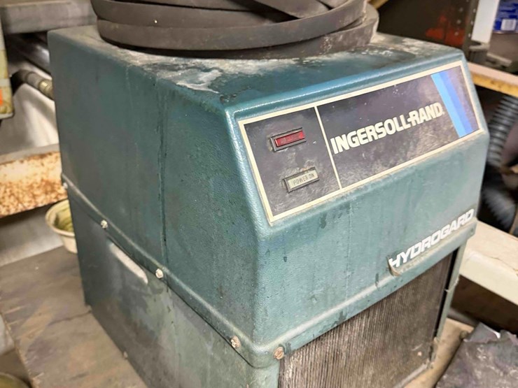 ingersoll-rand-15-hp-compressor-image-3
