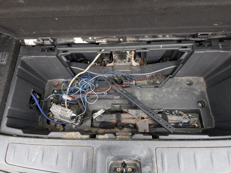 2014-nissan-pathfinder-image-35