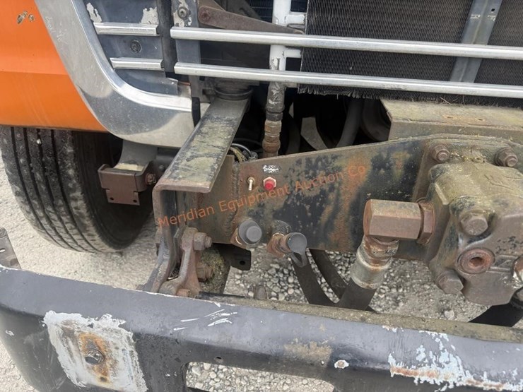 1988-ford-ln8000-image-40