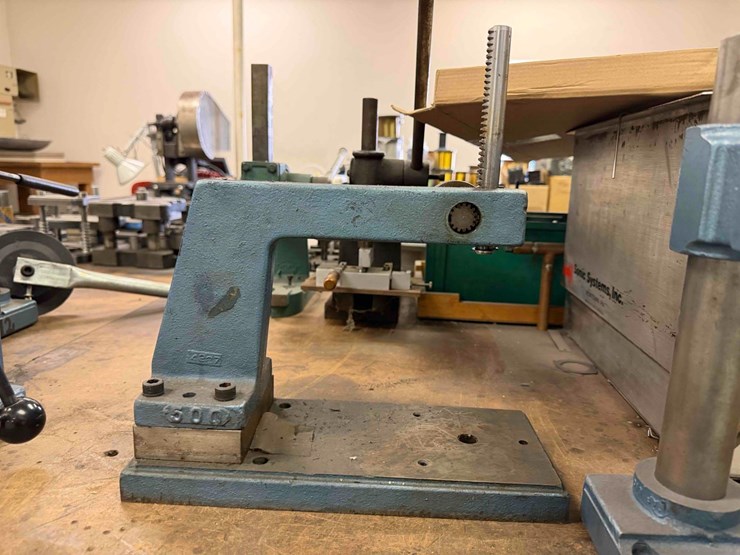 janesville-hand-press(3)-image-7