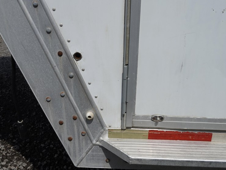 #142-•-1999-exiss-3-slant-aluminum-6-horse-capacity-trailer-image-20