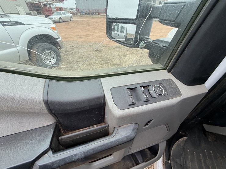 2017-ford-f250-image-13