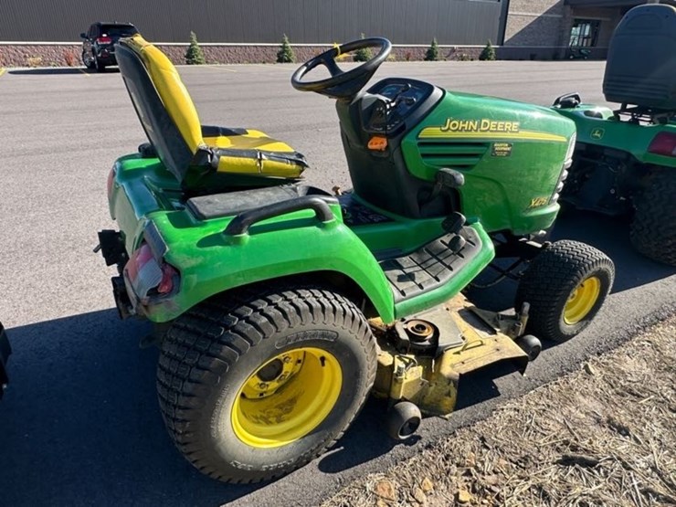 john-deere-x475-image-3