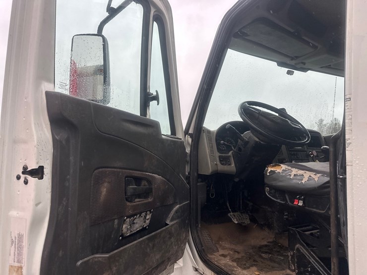 2012-international-4400-sba-image-22