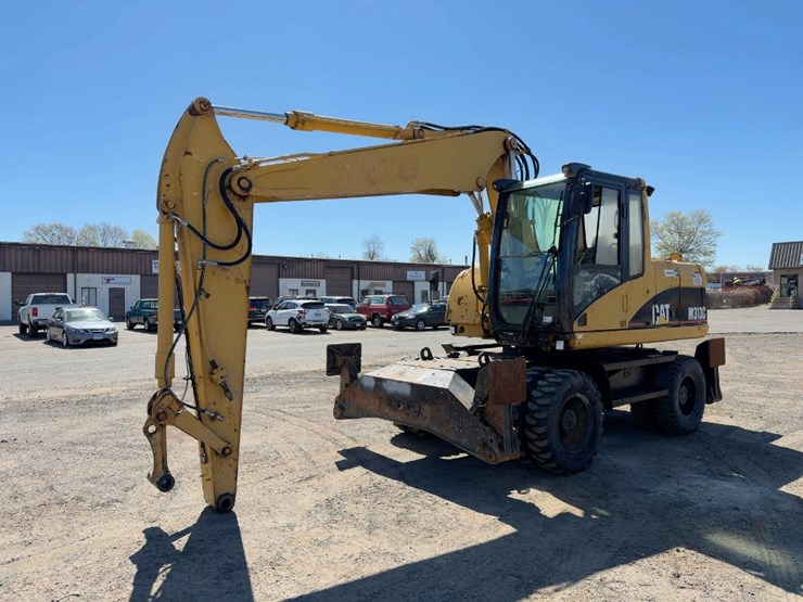 2003-caterpillar-m313c-image-1